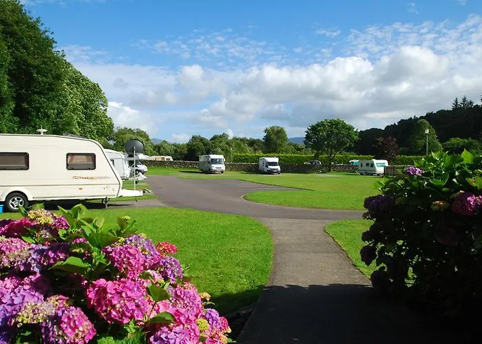 Flemings White Bridge Self-catering Mobile Hire 假日公园 4*