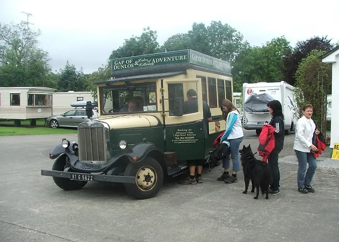 假日公园 Flemings White Bridge Self-catering Mobile Hire 基拉尼