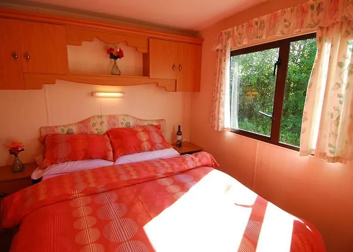 Flemings White Bridge Self-catering Mobile Hire 4*