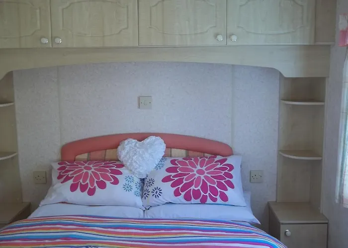 Flemings White Bridge Self-catering Mobile Hire 基拉尼