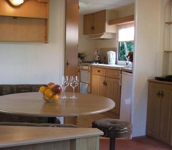 Flemings White Bridge Self-catering Mobile Hire Semesterpark 4*